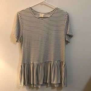 Flowy short sleeve shirt
